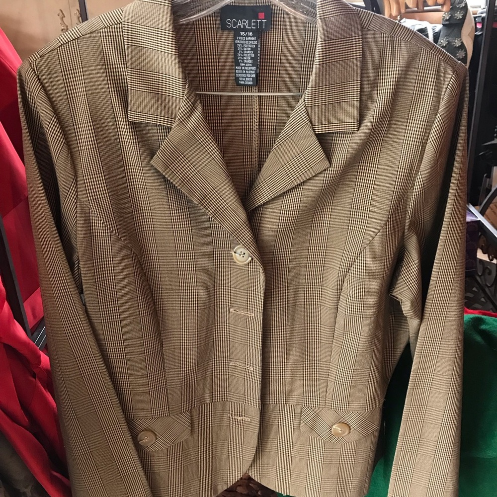 Nice ladies suit